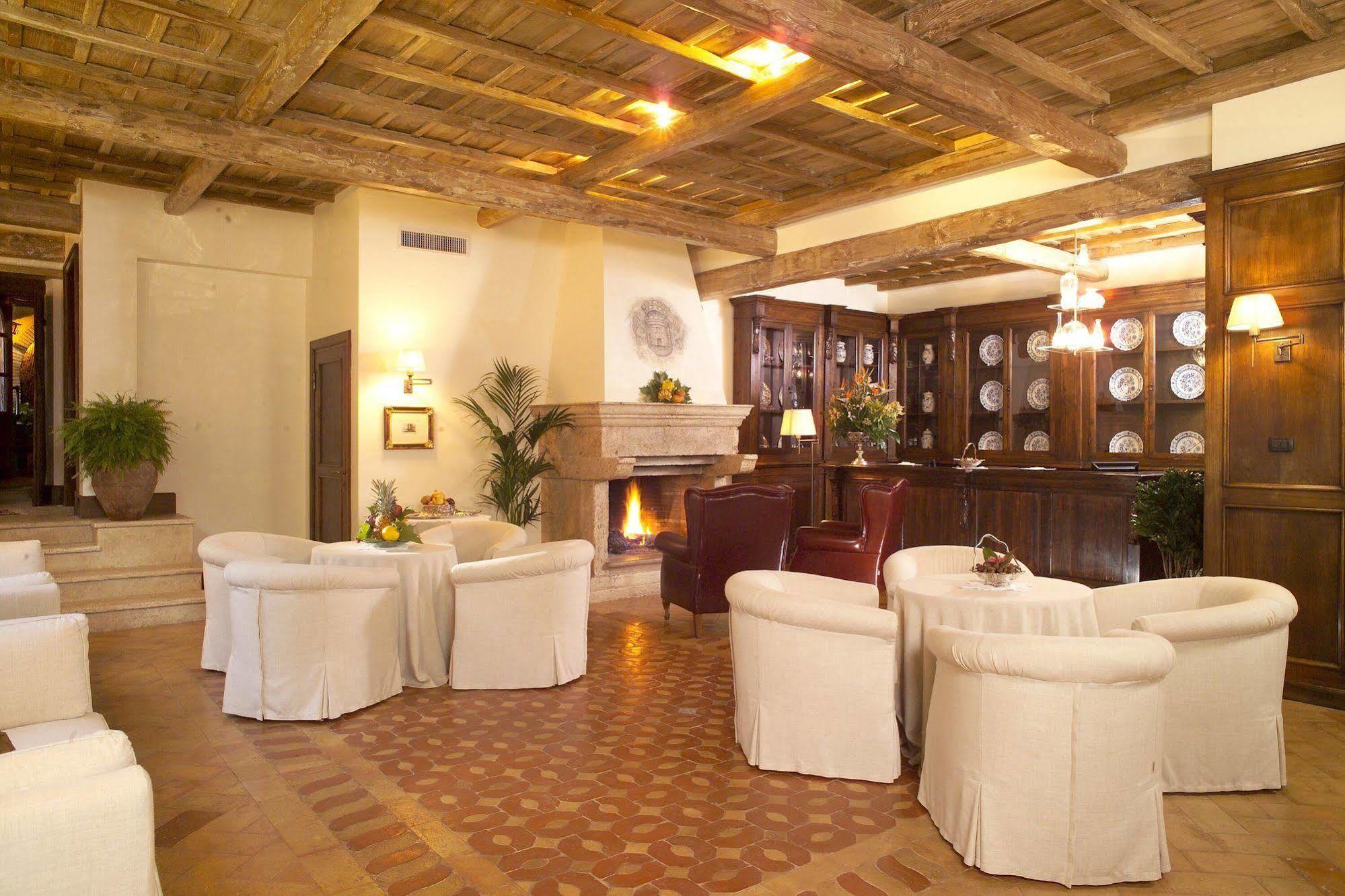 Dello Spuntino Hotel 4*